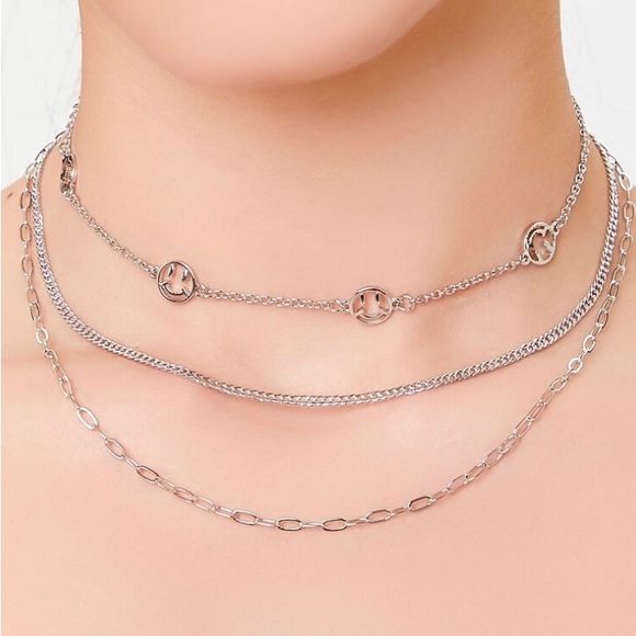 Forever 21 Happy face choker necklace set - Picture 1 of 1